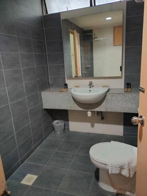 קואלה לומפור Pavilion Fahrenheit 88 Bukit Bintang 3 Bedrooms מראה חיצוני תמונה